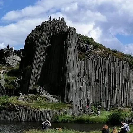 Waldesruh In Idyllischer Lage, Erholung Pur